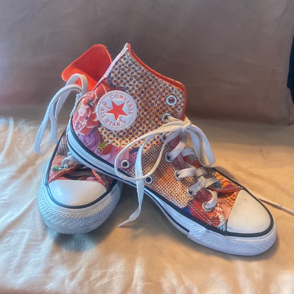 Converse Canvas High Top Floral Orange and Red Pattern-Women’s Size 5 - Picture 1 of 8